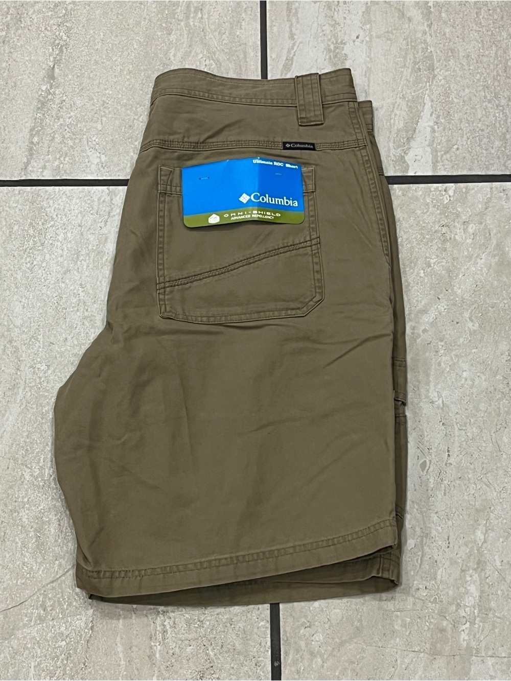 Columbia Ultimate ROC Shorts Khaki Tan Hiking Utility Men Sz 36 Omni-Shield NWT